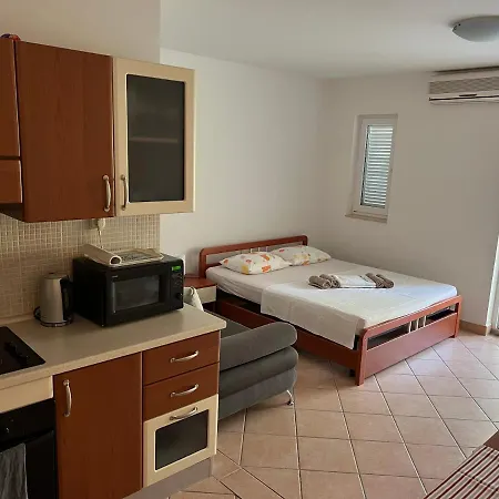 Mario Apartament *